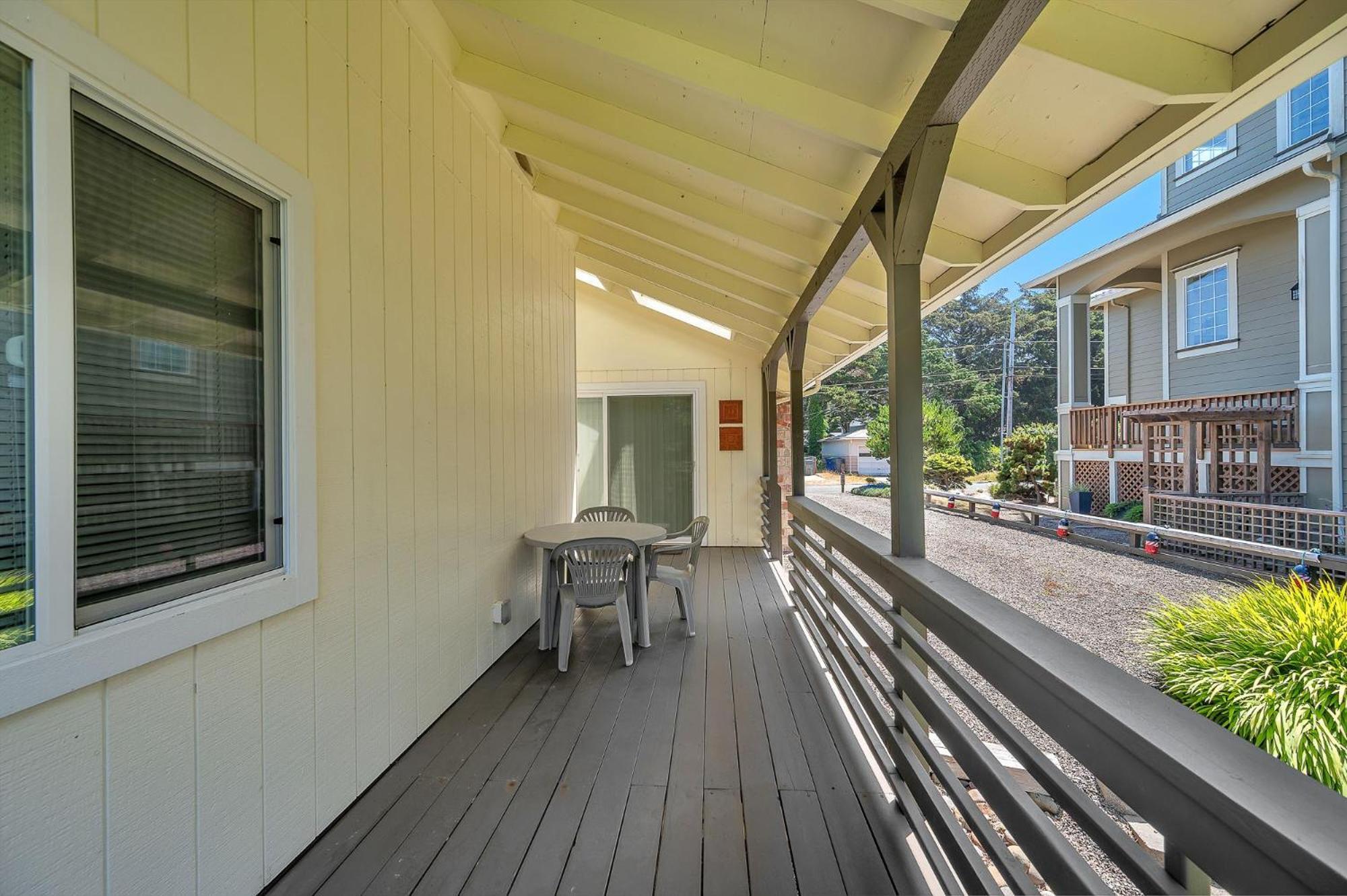 Shore Beats Work Lincoln City Exterior photo